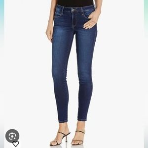 Guess mid rise dark wash skinny jeans sz 34 NWT *D2